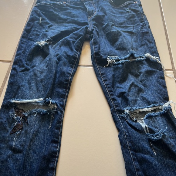 Beautiful gentle worn jeans - Picture 2 of 9